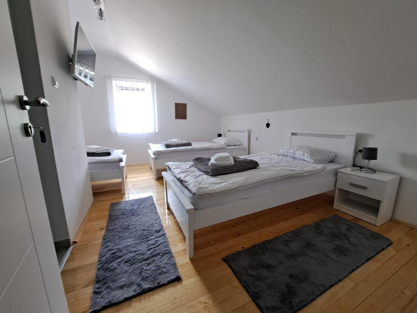 Sobe Zizi Bed and Breakfast Jajce Buitenkant foto