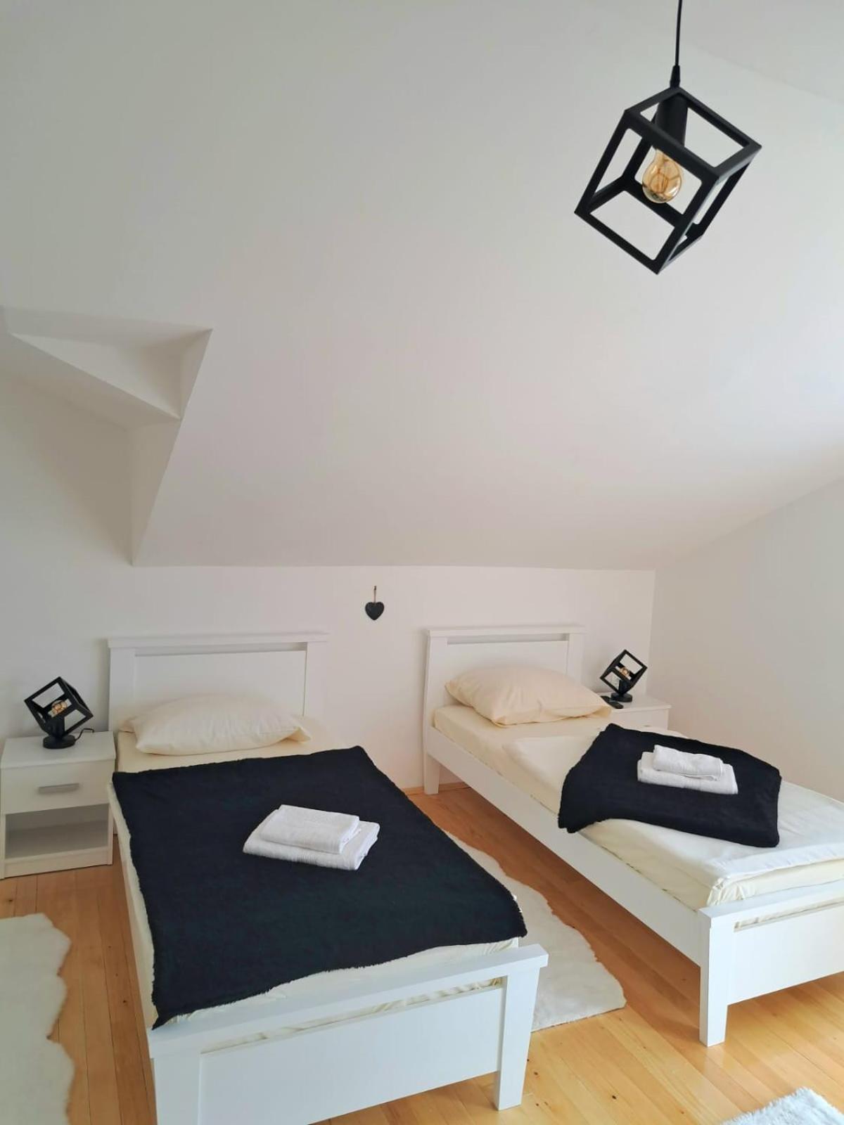 Sobe Zizi Bed and Breakfast Jajce Buitenkant foto