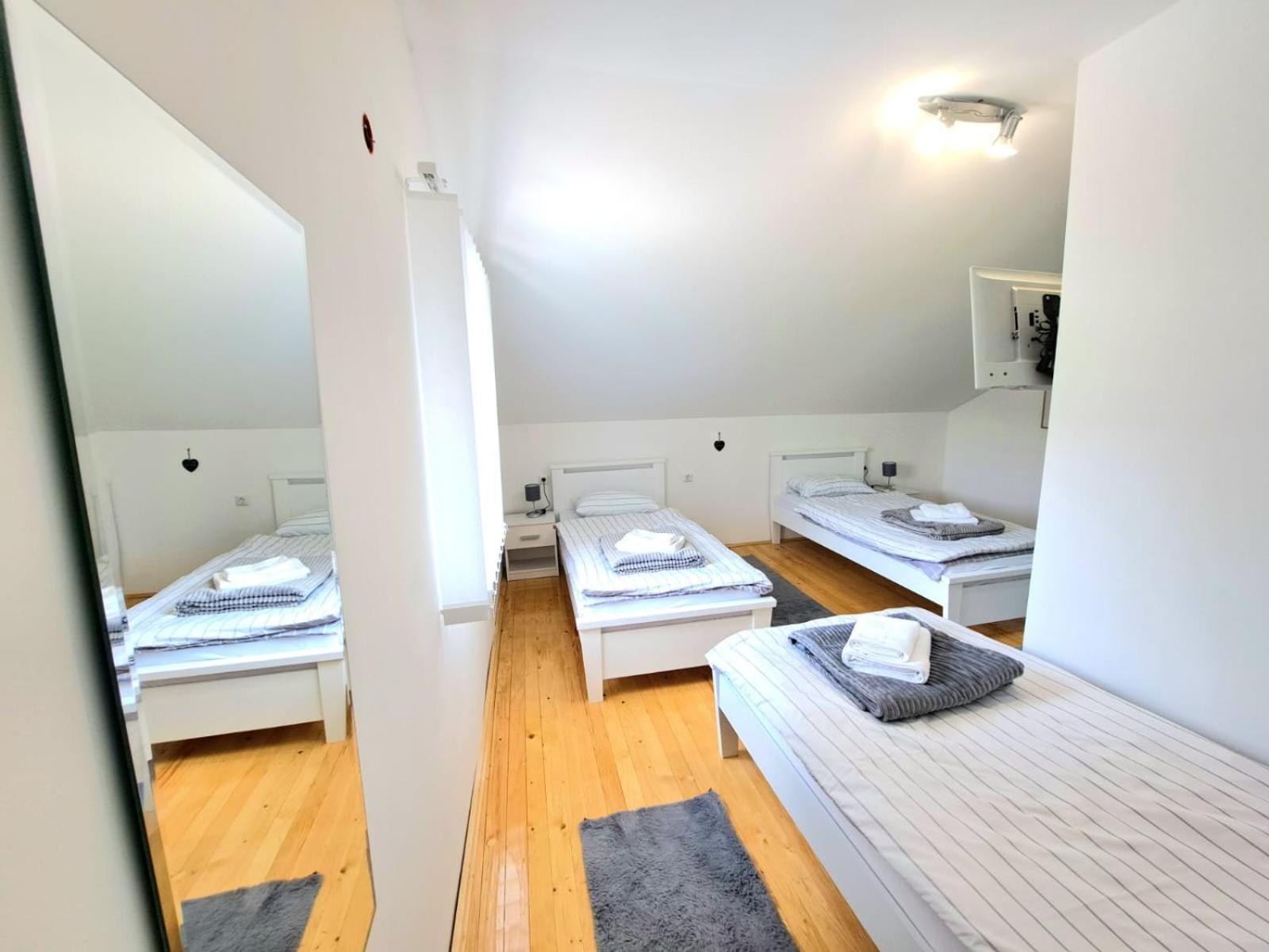Sobe Zizi Bed and Breakfast Jajce Buitenkant foto
